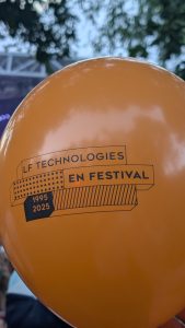 Ballon festif de 30 ans de LF Technologies