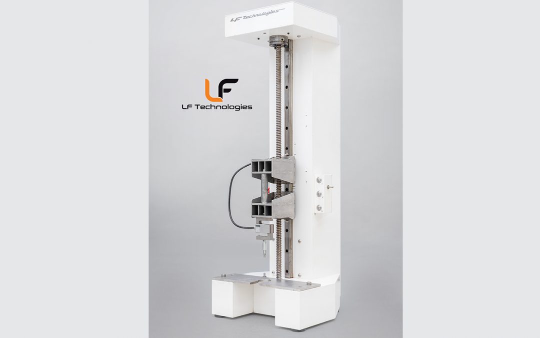 Machine de traction compression monocolonne